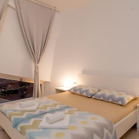 Vila Tina In Pula, Istrien ميدولين المظهر الخارجي الصورة